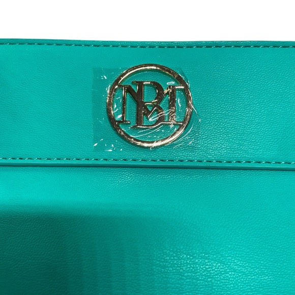 Studio Badgley Mischka Vegan Leather Green tote bag/shoulderbag. NEW with tags! - Picture 2 of 11